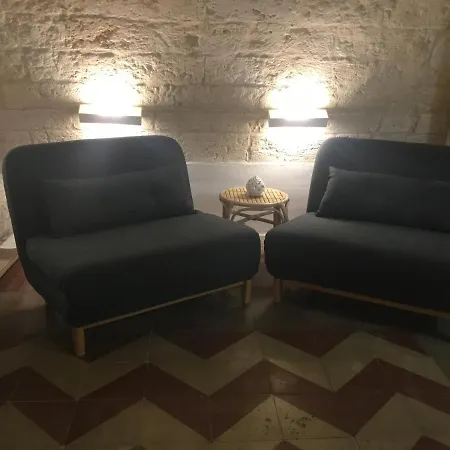 Flos Apartamento Bari