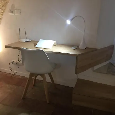 Flos Apartamento